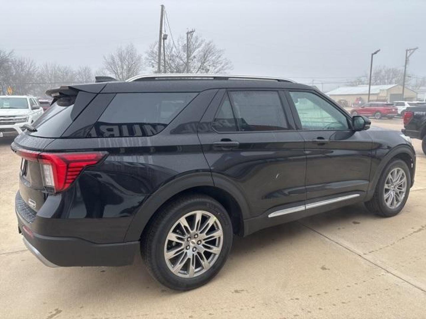 2025 Agate Black Metallic Ford Explorer Platinum (1FMUK7HH2SG) with an 2.3L EcoBoost I-4 engine, Automatic transmission, located at 1105 E Mulberry, Kaufman, TX, 75142, (972) 962-2151, 32.589550, -96.300926 - Black 2025 Ford Explorer 4D Sport Utility Platinum RWD 10-Speed Automatic 2.3L EcoBoost I-4<br><br>20/29 City/Highway MPG<br><br><br>Please call Paul Murrey Ford Inc. In Kaufman Texas A Family Dealership Since 1952 Serving the Dallas Fort Worth and East Texas areas for over 70 years. Please call 972 - Photo#5